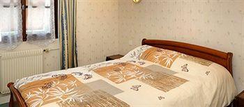 Hotel Auberge De La Bonde Logis 랑제 외부 사진